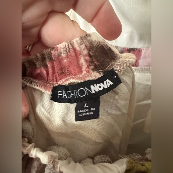 Fashion Nova Maxi Dress  - Size L - Excellent Condition - Picture 3 of 5